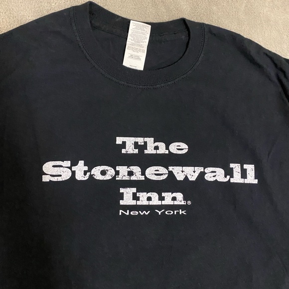 Vintage 00’s The Stonewall Inn NYC T Shirt - Picture 3 of 8